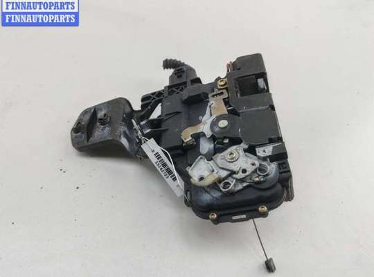 Замок боковой двери на Volkswagen Passat B5 (3B)