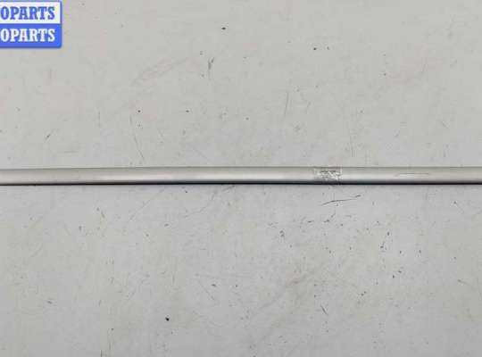 купить Молдинг двери передней левой на Volkswagen Bora