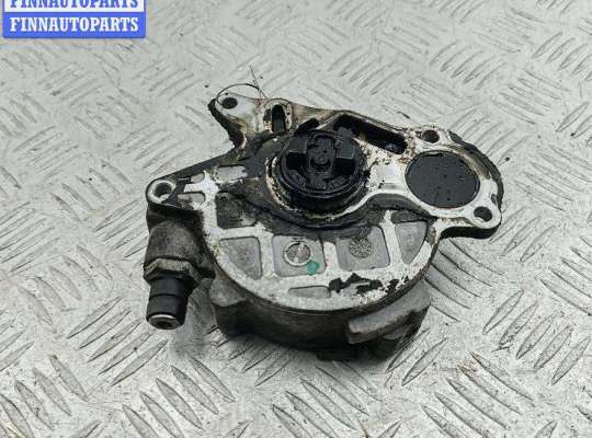 купить Насос вакуумный на Volkswagen Passat B6