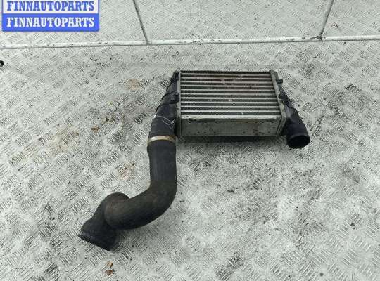 купить Радиатор интеркулера на Volkswagen Passat B5