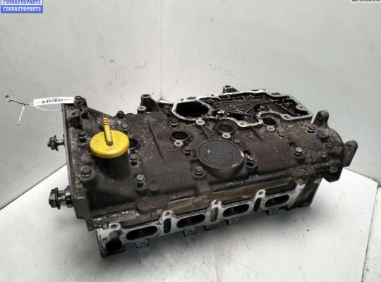 Головка блока цилиндров двигателя (ГБЦ) RN1139174 на Renault Laguna I (1993-2000)