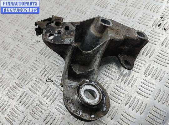 купить Крепление втулки стабилизатора переднего на Volkswagen Passat B5+ (GP)