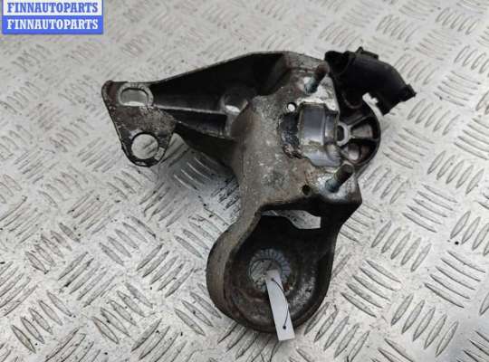 купить Крепление втулки стабилизатора переднего на Volkswagen Passat B5+ (GP)