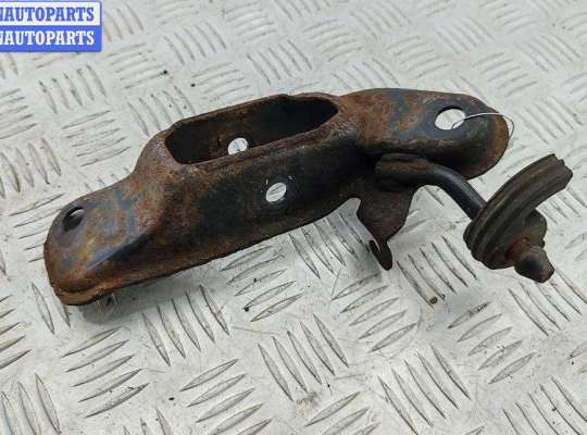 Кронштейн крепления FO2177481 на Ford Mondeo III (2000-2007)