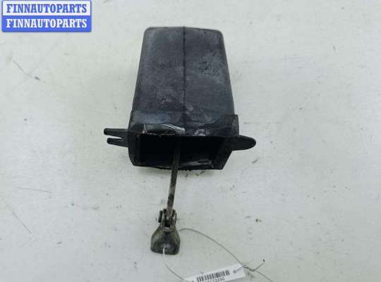 купить Ограничитель открывания двери передней на Peugeot 307