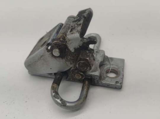 Купить Петля двери передней правой на Audi A6 C4 (1994-1997) Петля двери передней правой AU1646038 на Audi A6 C4 (1994-1997)