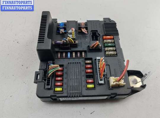 купить Блок предохранителей на Renault Scenic II (2003-2009)