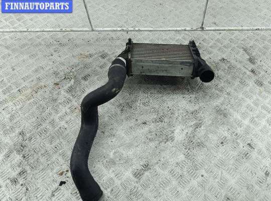 купить Радиатор интеркулера на Volkswagen Passat B5