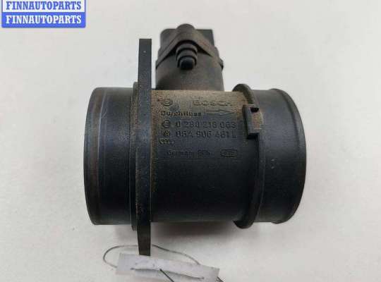 Купить Расходомер (измеритель потока воздуха) на Audi A4 B7 (2004-2008) Расходомер (измеритель потока воздуха) AU1695304 на Audi A4 B7 (2004-2008)