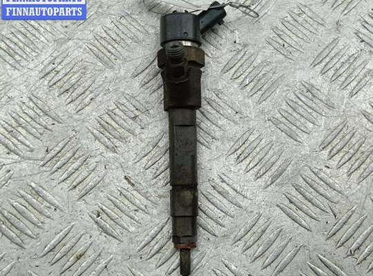 Форсунка топливная RN1581350 на Renault Scenic I (1996-2003)
