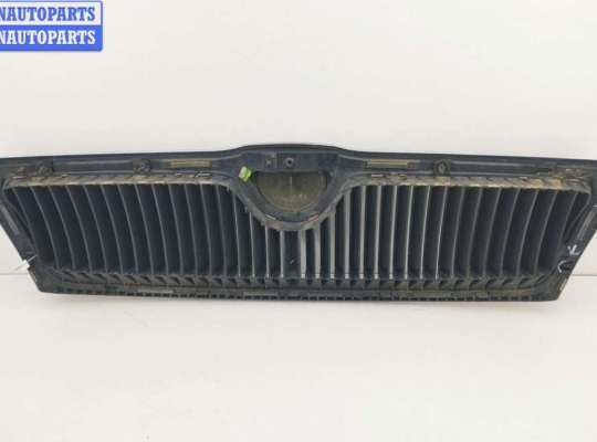 купить Решетка радиатора на Skoda Octavia mk2 (A5 1Z) 2004-2013