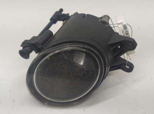 купить Фара противотуманная правая на Audi A4 B6 (2001-2004)