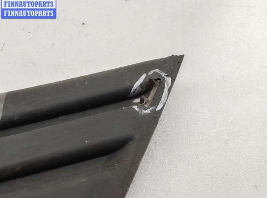 купить Решётка (заглушка) в бампер на Ford Focus II (2004-2011)