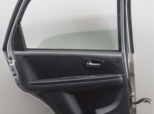 купить Дверь боковая задняя левая на Fiat Sedici