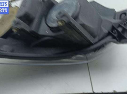 купить Фара правая на Opel Astra H (2004-2009)