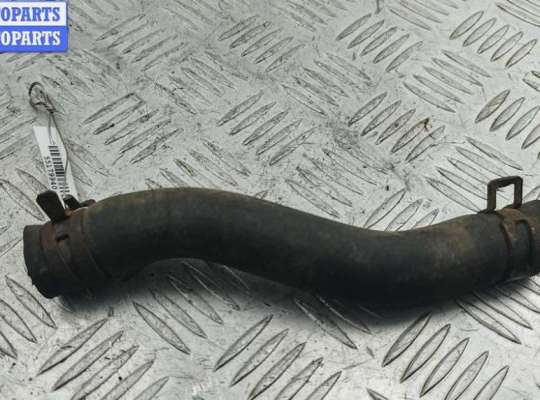 купить Патрубок на Volkswagen Transporter T4