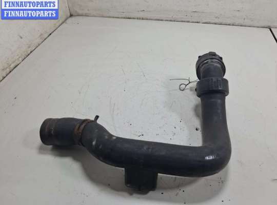 Купить Патрубок радиатора на Audi A6 C5 (1997-2005) Патрубок радиатора AU1659522 на Audi A6 C5 (1997-2005)