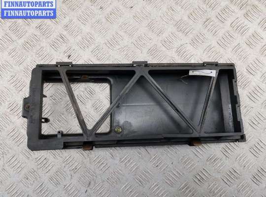 купить Корпус салонного фильтра на Audi 80 B4 (1991-1996)