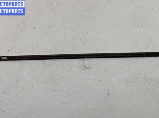 купить Молдинг стекла двери задней правой наружный на Volkswagen Passat B5+ (GP)