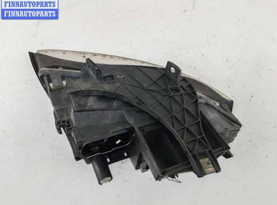 Фара передняя на Audi A4 (8E/8H, B6)