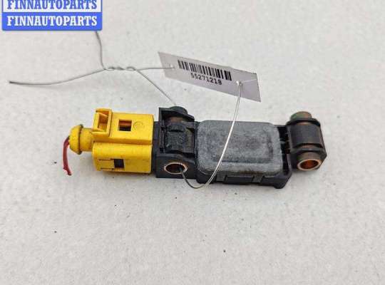 купить Датчик удара (Airbag) на Audi A4 B6 (2001-2004)