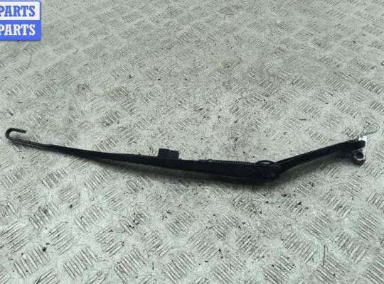 купить Щеткодержатель (поводок стеклоочистителя) передний на BMW 3 E46 (1998-2006)