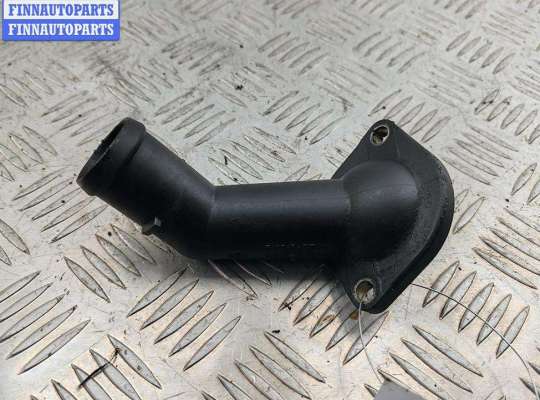 купить Фланец (тройник) системы охлаждения на Volkswagen Bora