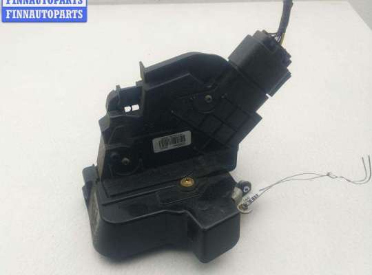 Замок боковой двери на Ford Focus II