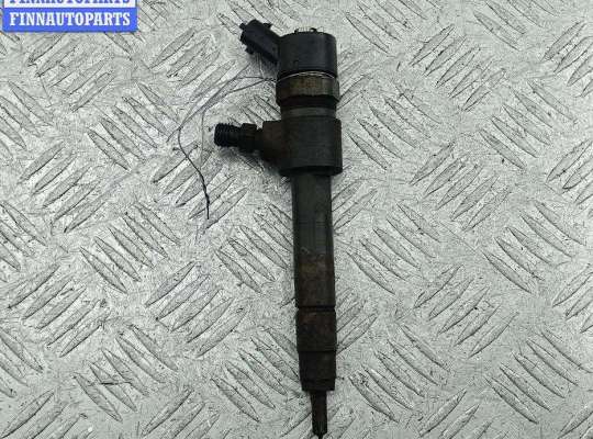 Форсунка топливная OP2353848 на Opel Zafira B (2004-2014)