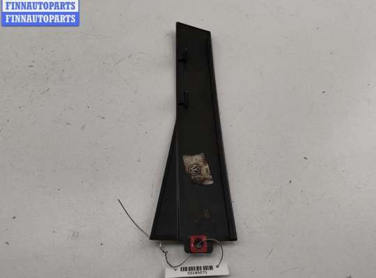 купить Накладка двери задней правой на Volkswagen Passat B5