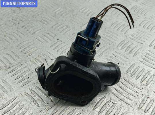 купить Фланец (тройник) системы охлаждения на Audi A4 B5 (1994-2001)