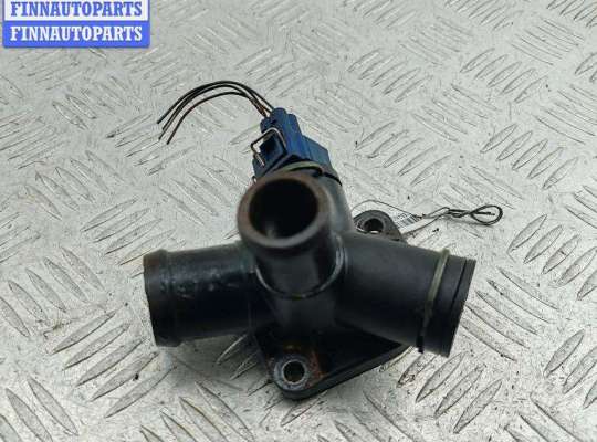 купить Фланец (тройник) системы охлаждения на Audi A4 B5 (1994-2001)