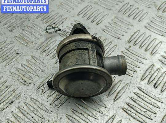 Клапан рециркуляции газов (EGR) на Volkswagen Passat B5 (3B)