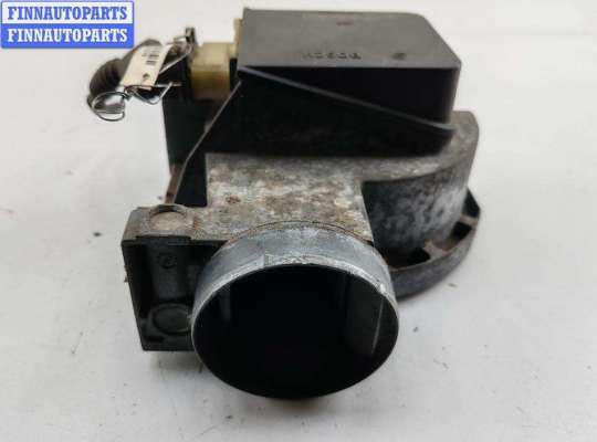 купить Расходомер (измеритель потока воздуха) на Audi A6 C4 (1994-1997)