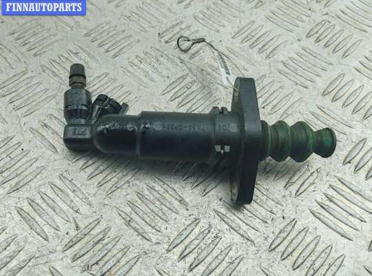 купить Цилиндр сцепления рабочий на Volkswagen Bora