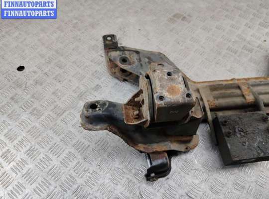 купить Балка подвески передняя (подмоторная) на Volkswagen Passat B4