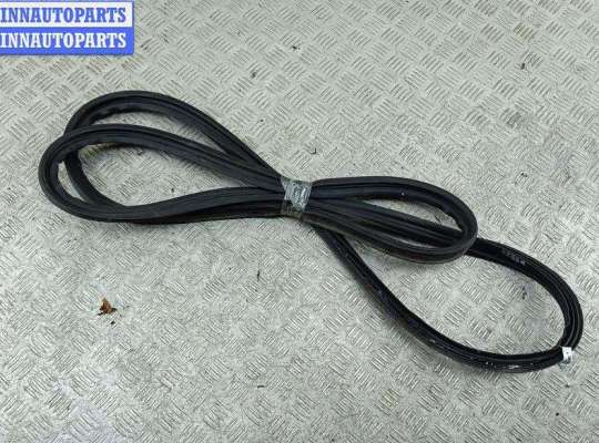 купить Уплотнитель крышки (двери) багажника на Mazda 3 (2018- ) BP