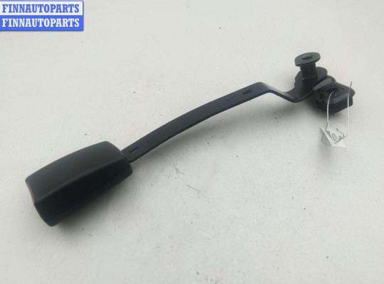 купить Замок ремня безопасности передний на Volkswagen Bora