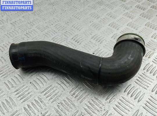 купить Патрубок интеркулера на Volkswagen Golf-5