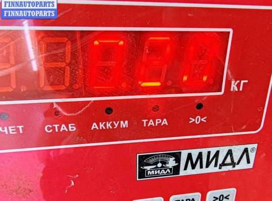 купить Рамка фары противотуманной левой на Volkswagen Passat B6