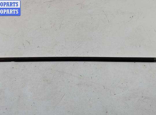 купить Молдинг стекла двери передней левой наружный на Volkswagen Passat B5+ (GP)