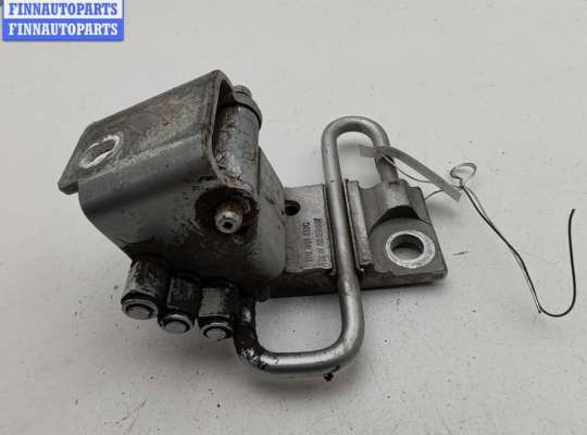 Петля двери передней правой VG2711870 на Volkswagen Caddy (2004-2010)