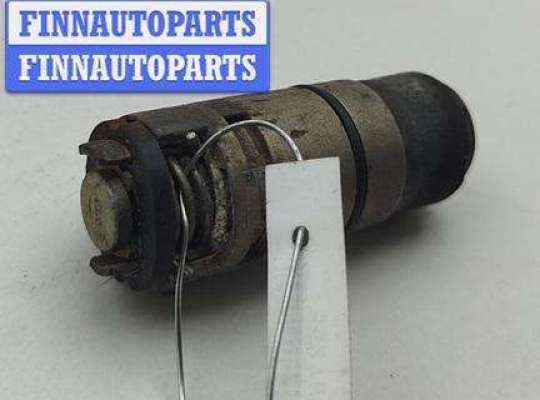 купить Личинка замка багажника на Volkswagen Passat B5
