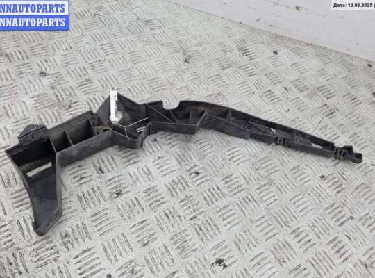 купить Кронштейн бампера переднего на Volkswagen Passat B5