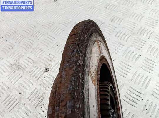 купить Ступица задняя левая на Volkswagen Passat B4