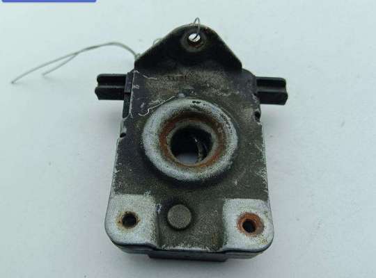 купить Замок капота на BMW 3 E46 (1998-2006)