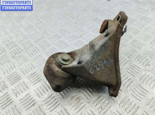 купить Кронштейн КПП опорный на Volkswagen Passat B5+ (GP)