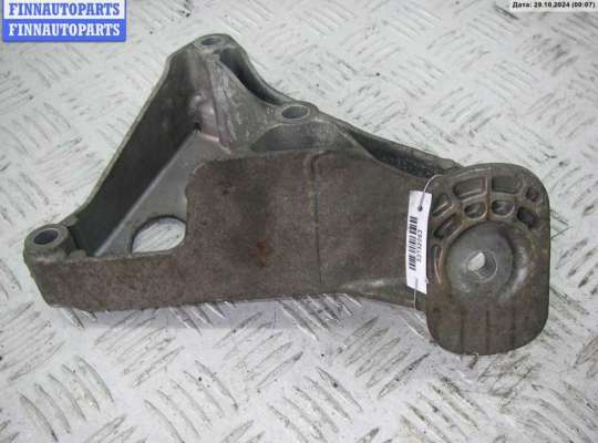 купить Кронштейн двигателя опорный на BMW 5 E60/E61 (2003-2010)
