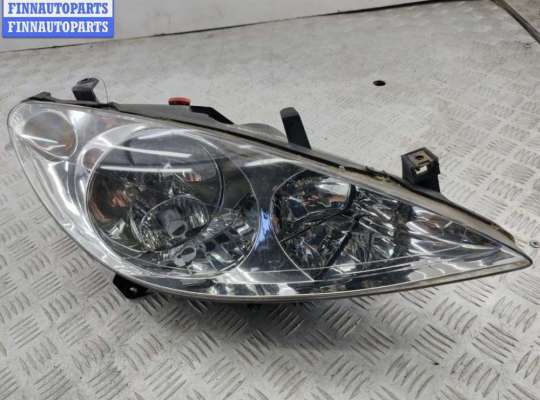 Фара правая PG1251867 на Peugeot 307