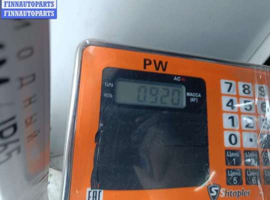 купить Петля двери передней правой на Volkswagen Passat B5